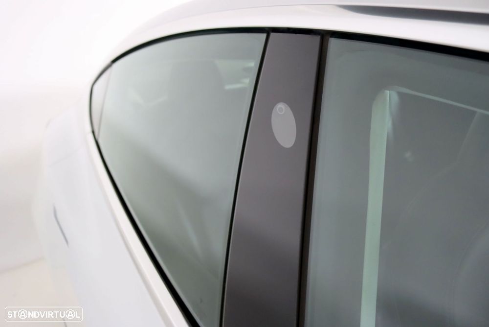 Tesla Model 3 Long-Range Dual Motor AWD - 10