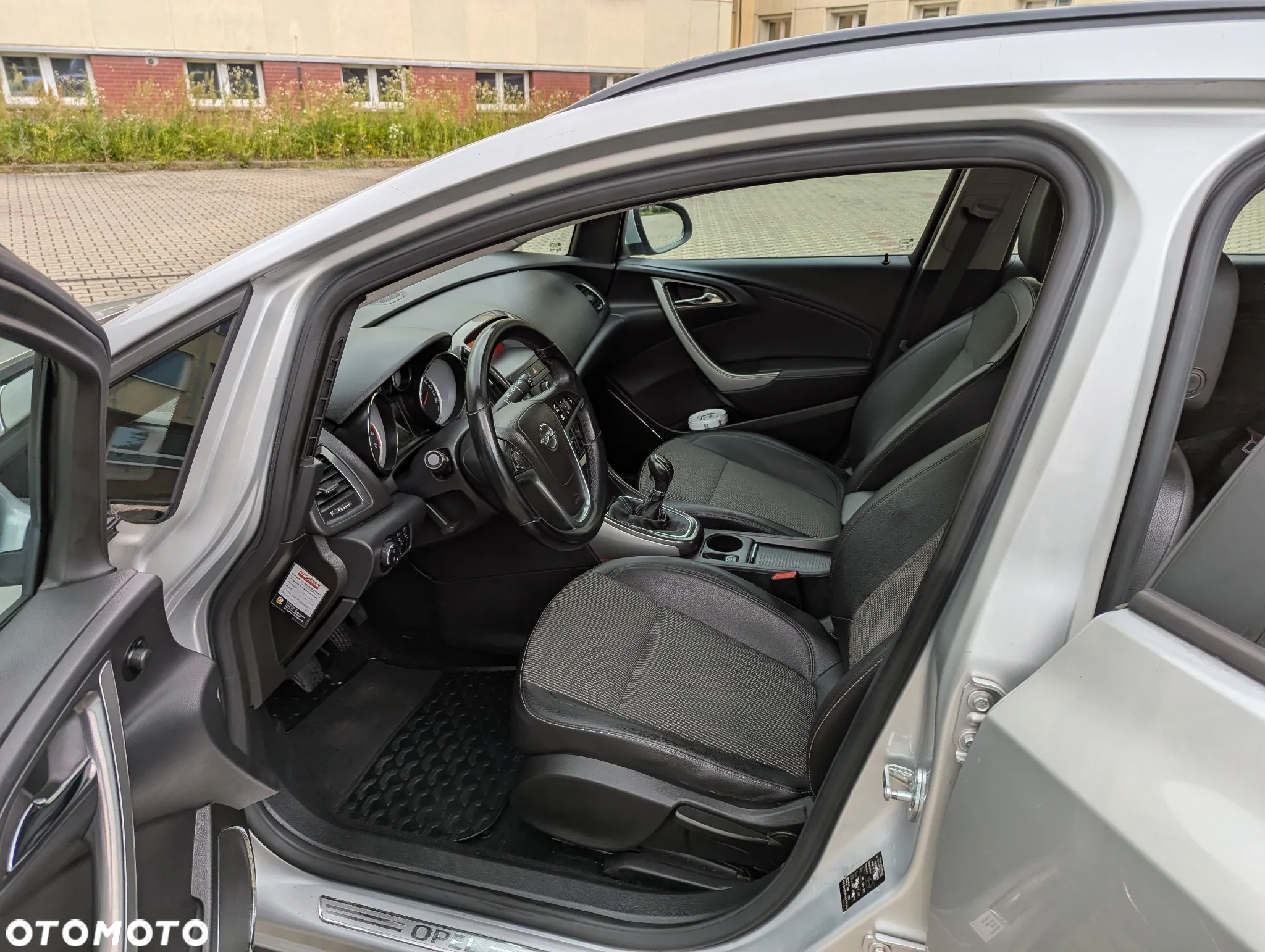 Opel Astra IV 1.4 T Sport - 31