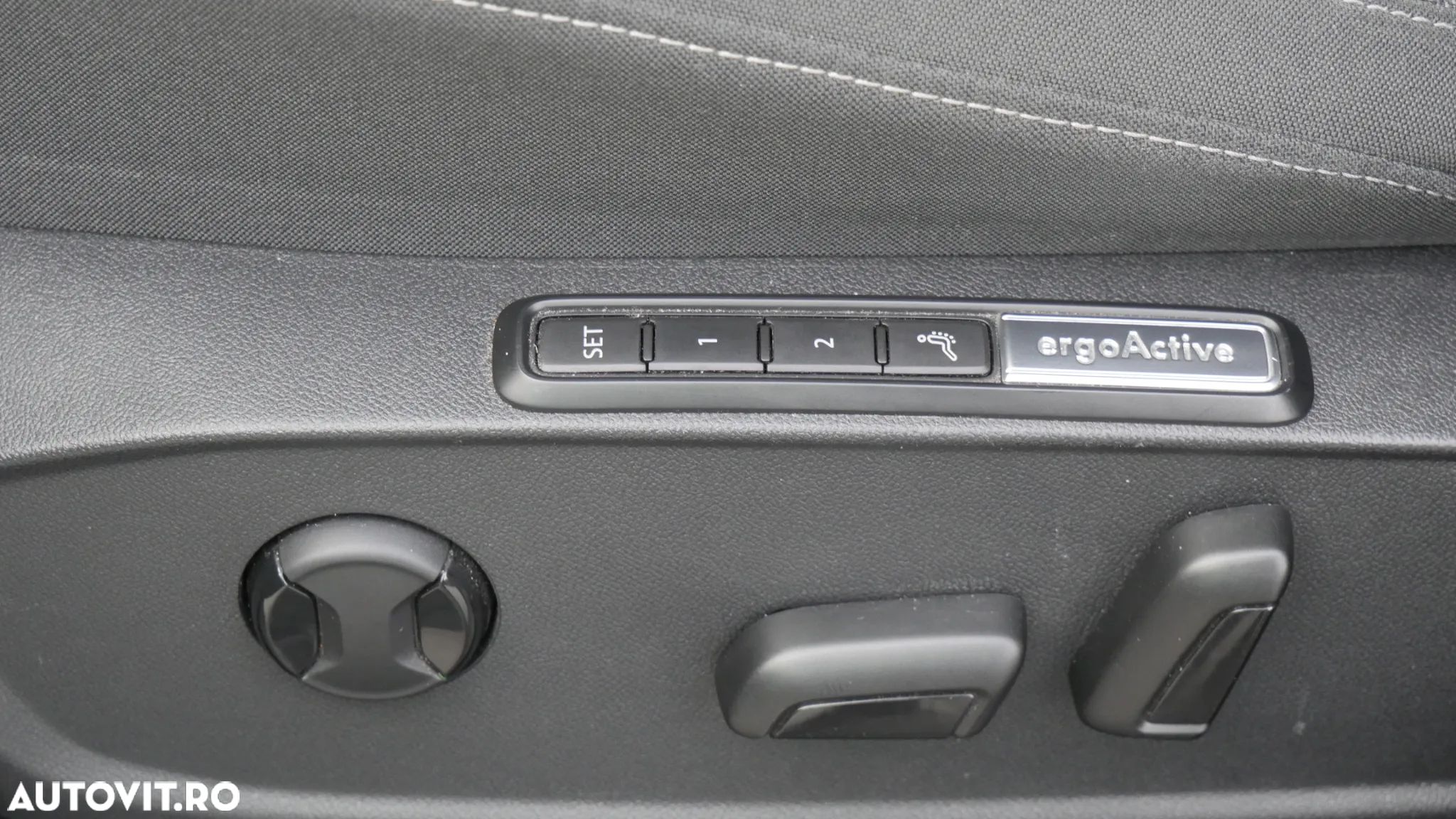 Volkswagen Golf - 3