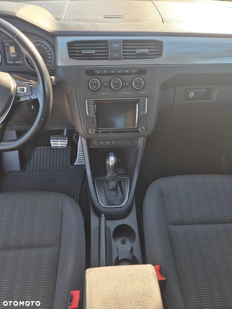 Volkswagen Caddy 2.0 TDI Comfortline DSG - 9