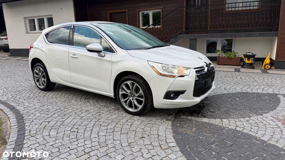 Citroën DS4 1.6 HDi SoChic - 6