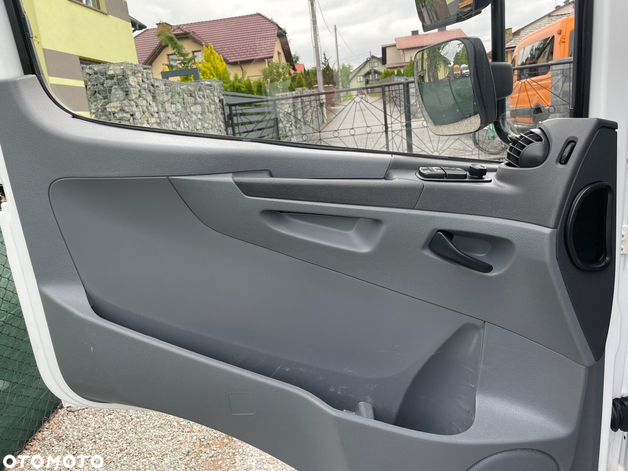 Mercedes-Benz ATEGO - 28