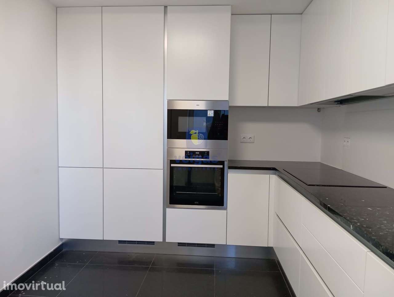 Apartamento Moderno T4 no centro de Caldas da Rainha - Grande imagem: 4/20