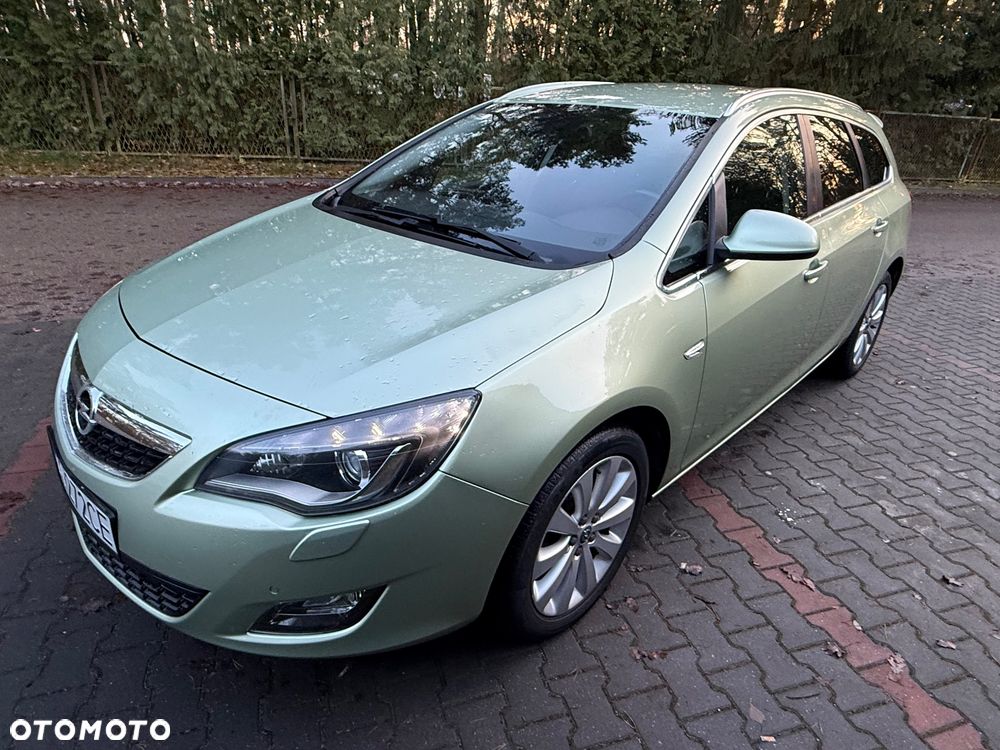 Opel Astra 1.4 T Cosmo - 1
