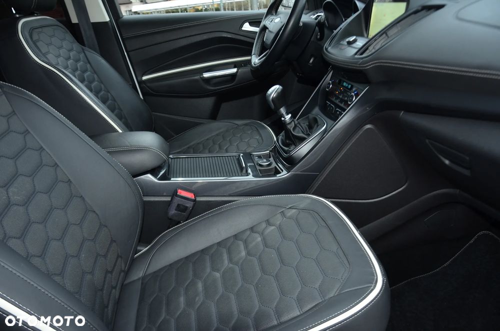 Ford Kuga Vignale 2.0 TDCi FWD - 22