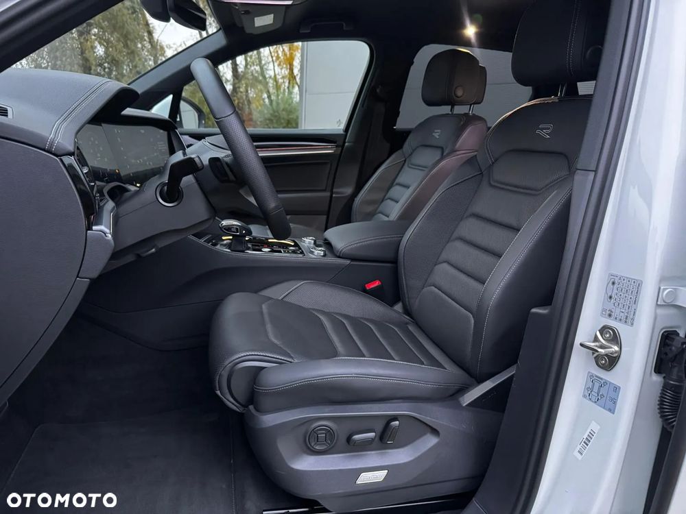 Volkswagen Touareg 3.0 V6 TDI 4Motion R-Line - 30