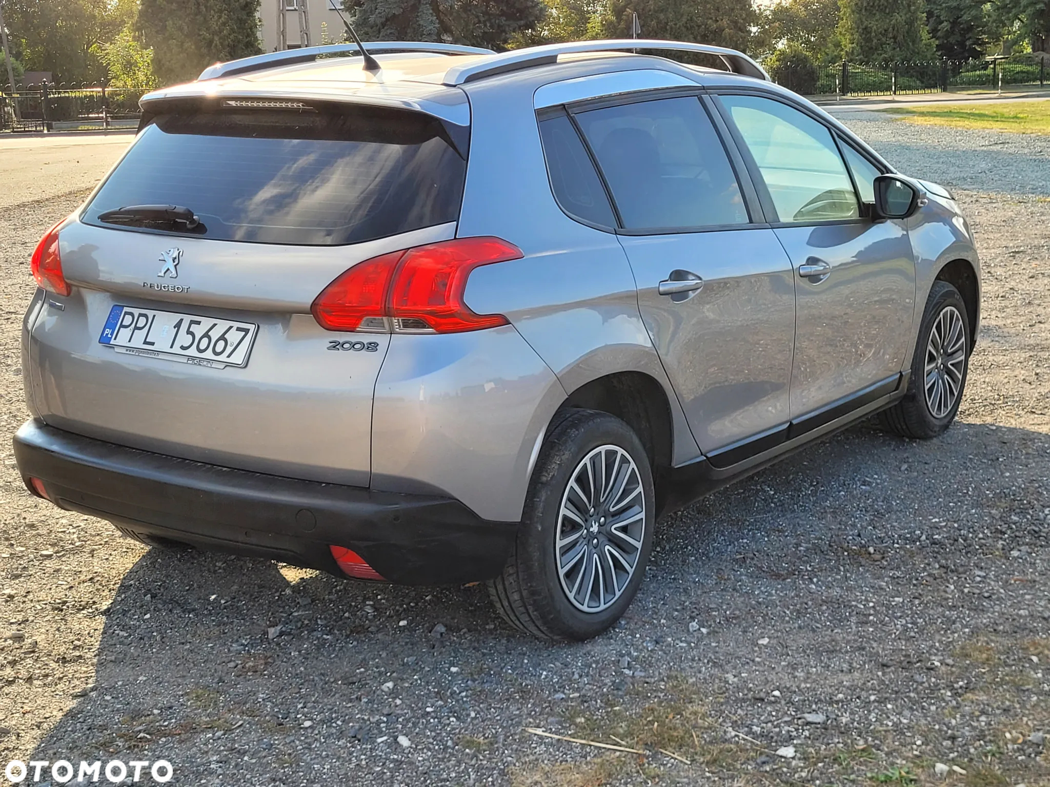 Peugeot 2008 1.2 Pure Tech Access - 3
