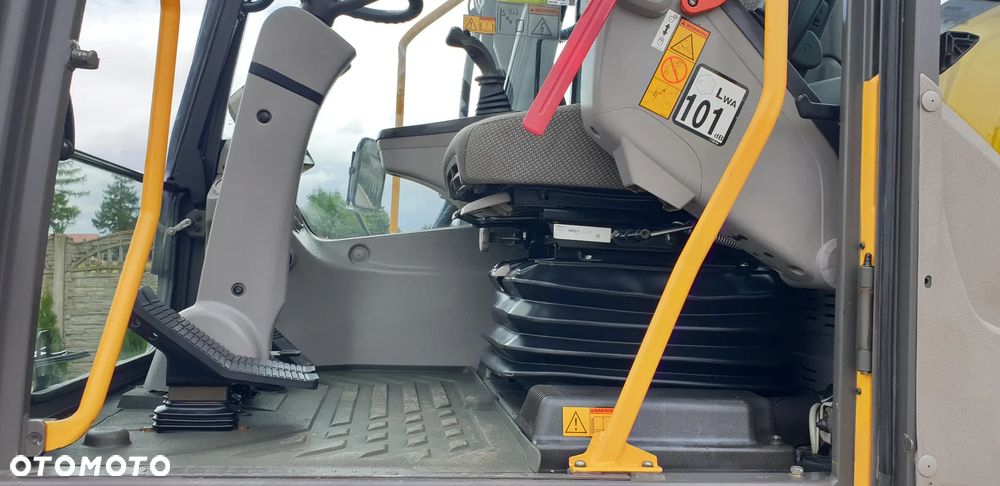 Volvo EW140C sprowadzona ROTOTILT serwisowana 2011 rok - 9