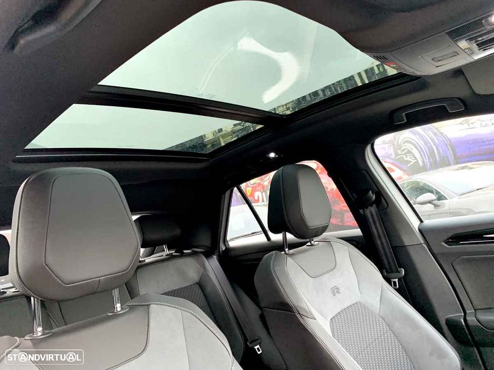 VW T-Roc 2.0 TSI OPF 4MOTION DSG - 30