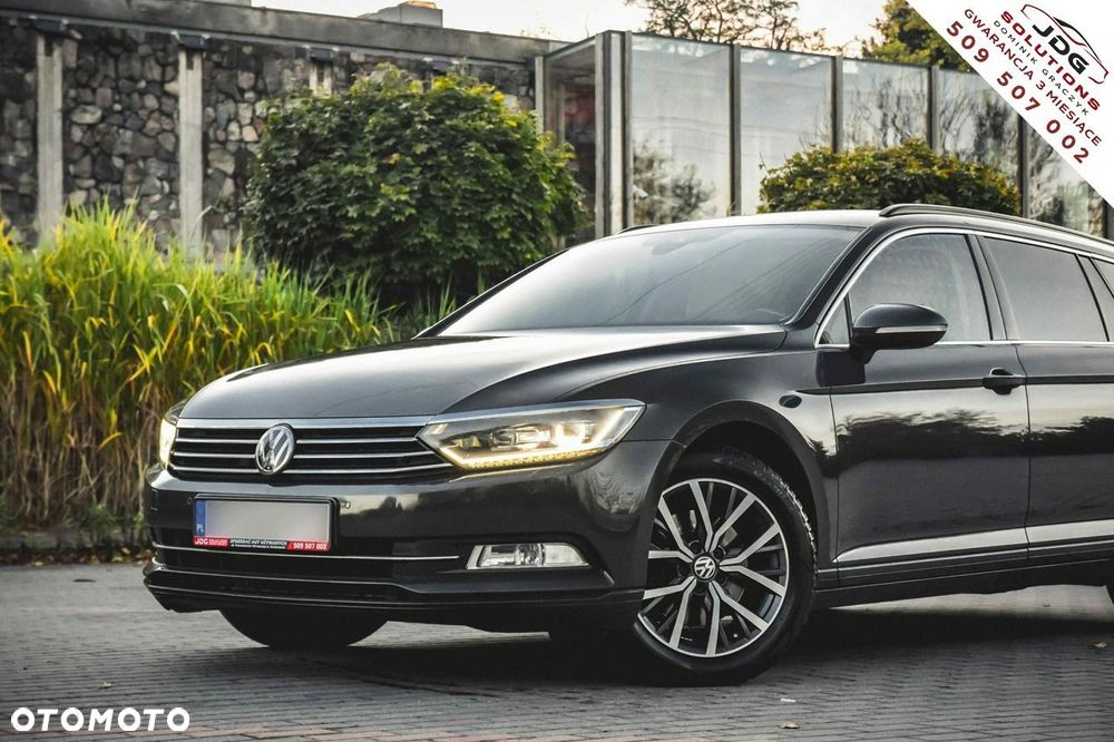Volkswagen Passat - 33