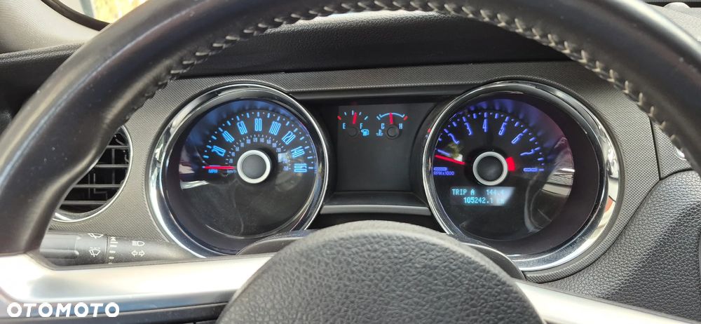 Ford Mustang 3.7 V6 - 8