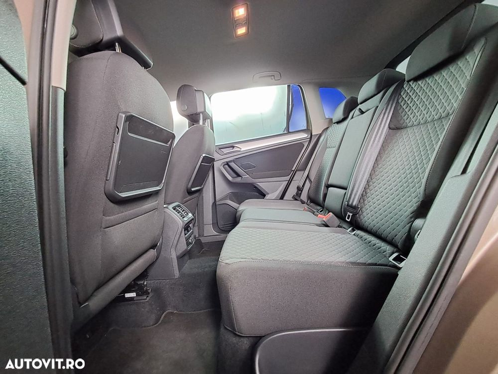 Volkswagen Tiguan - 26