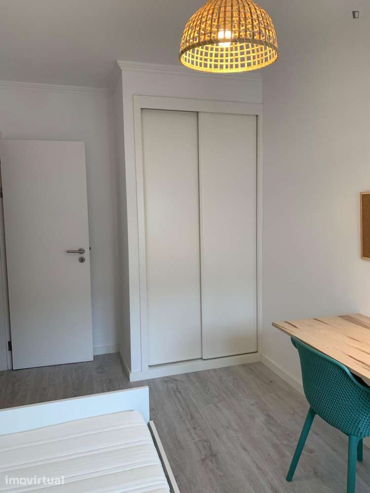 Quarto - localizado em Oeiras Lisbon - Grande imagem: 5/11
