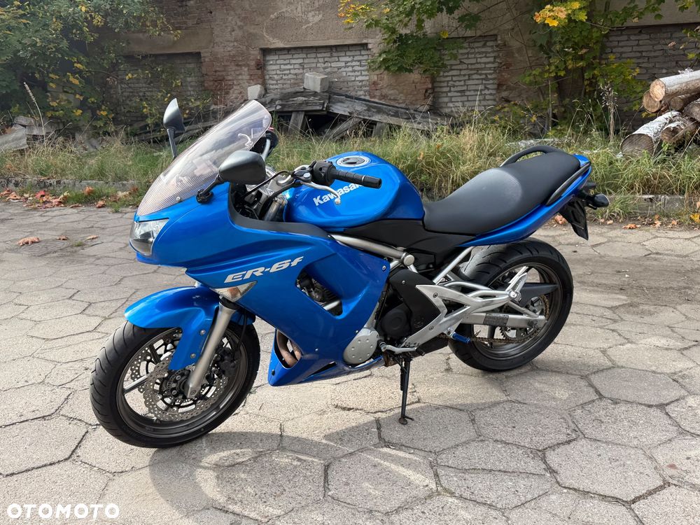 Kawasaki ER - 20