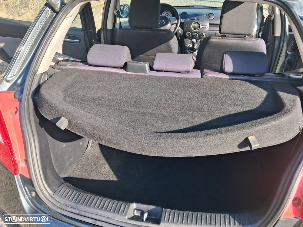 Mazda 2 1.3 MZR Sport - 11