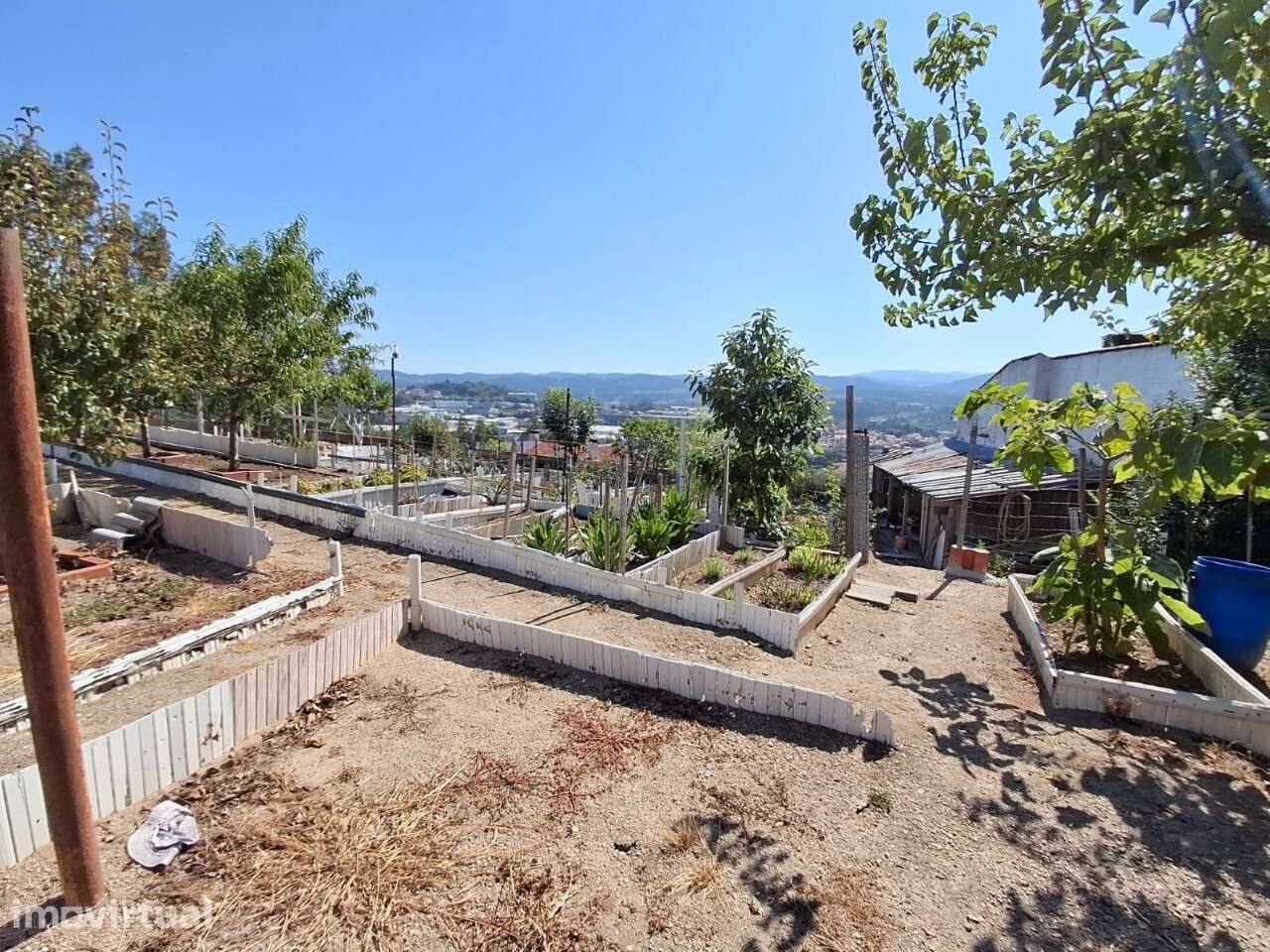 Terreno p/ Construção - Grande imagem: 5/24