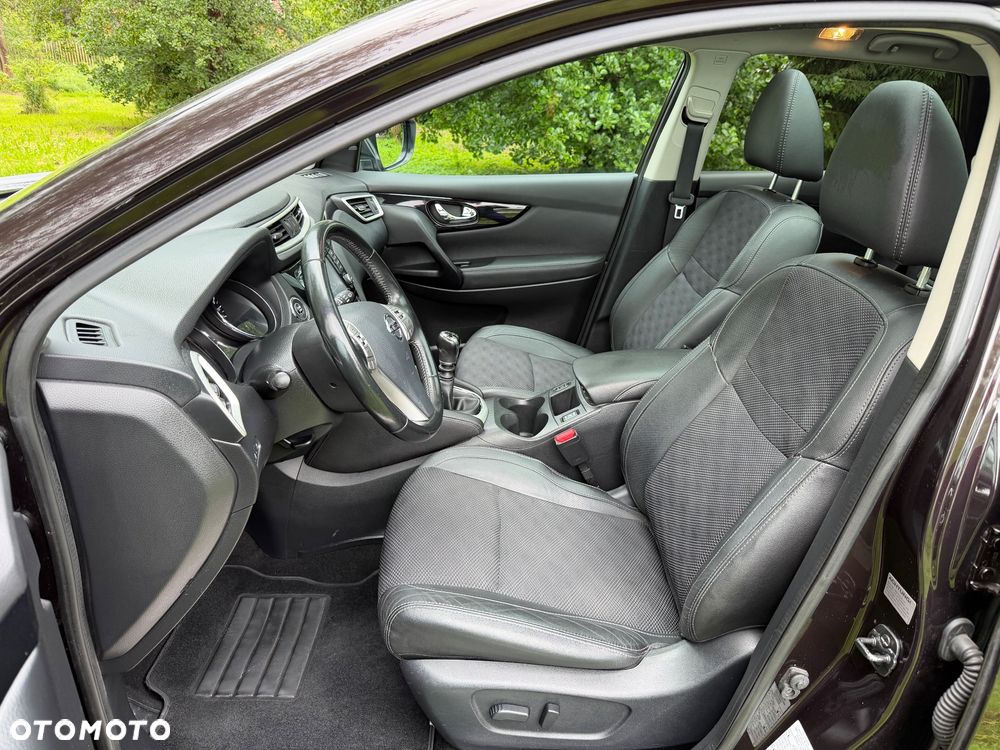 Nissan Qashqai 1.6 DCi TEKNA - 13