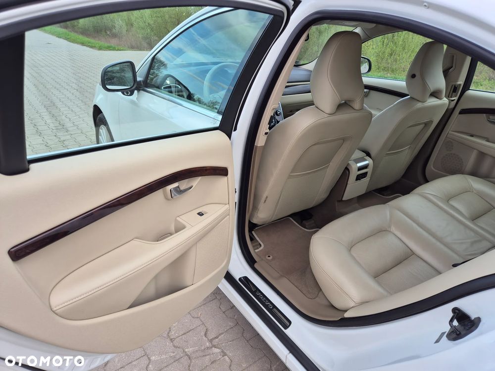 Volvo S80 - 35