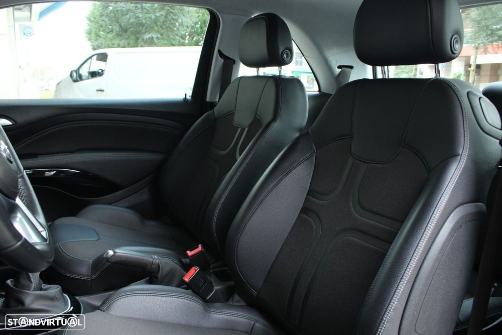 Opel Adam 1.0 T Rocks - 35