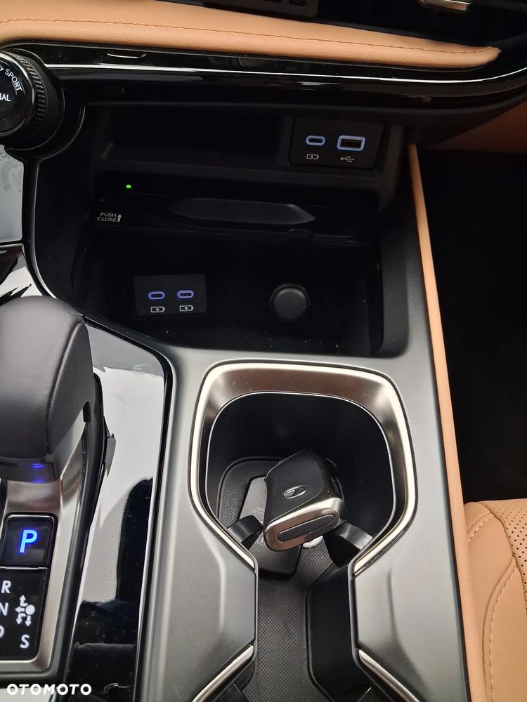 Lexus NX 350h Prestige AWD - 21