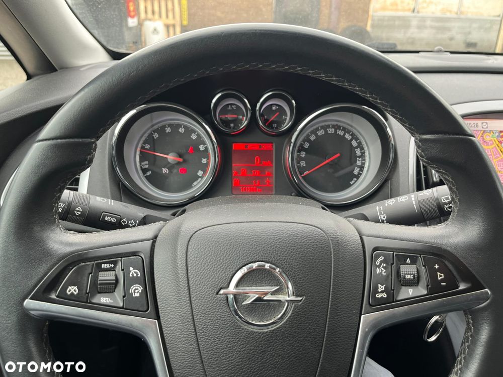 Opel Astra - 9