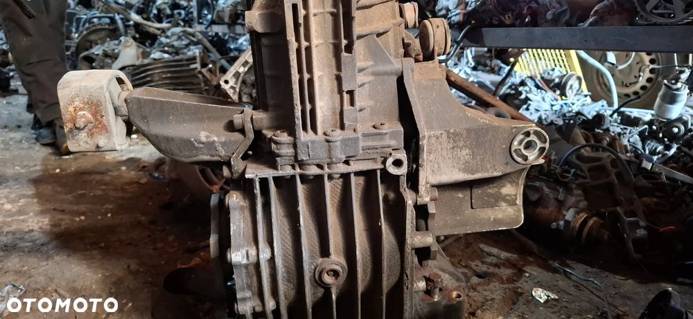 SKRZYNIA BIEGÓW 1.8T 150KM EZG VW PASSAT B5 AUDI - 1