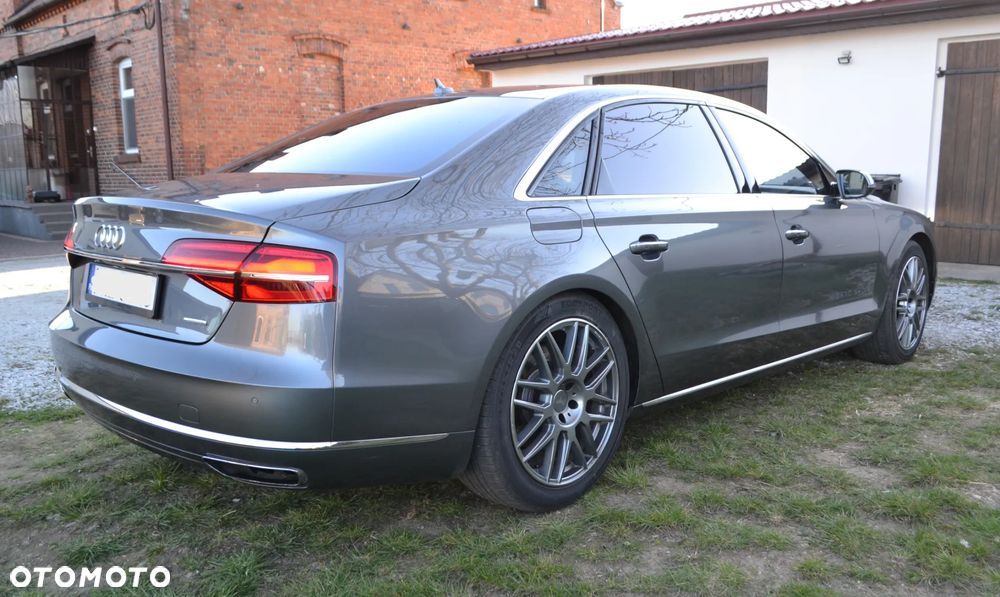 Audi A8 4.2 TDI DPF (clean diesel) quattro tiptronic Lang - 4