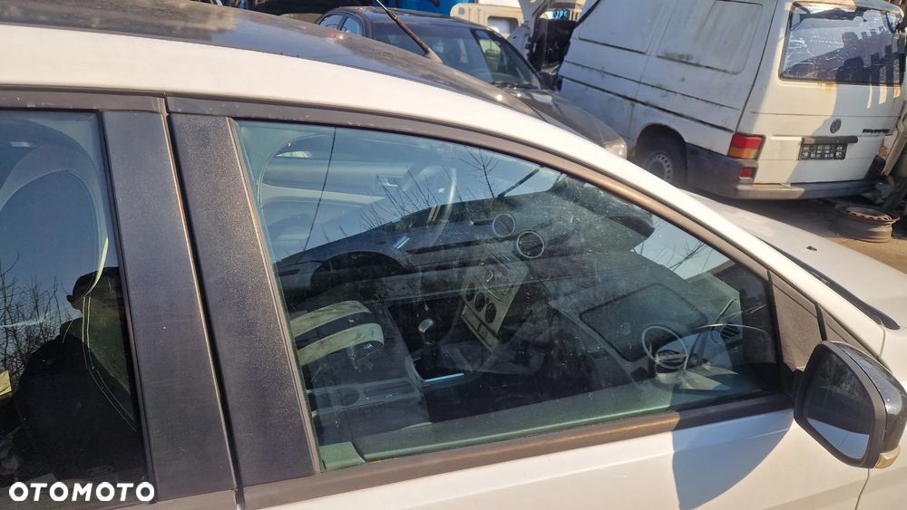 FORD FOCUS MK II LIFT SZYBA DRZWI PRAWY PRZÓD - 1