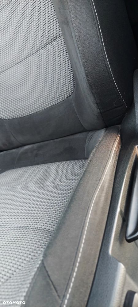 Volkswagen Passat 2.0 TSI Highline DSG - 27