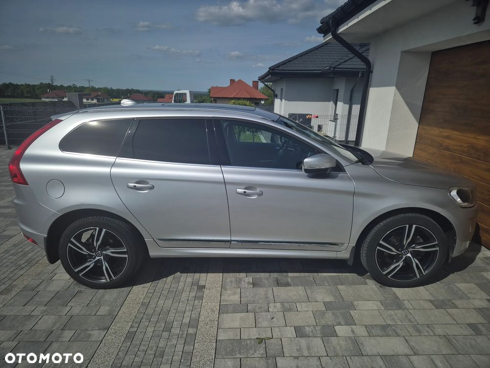 Volvo XC 60 D4 AWD Summum - 3