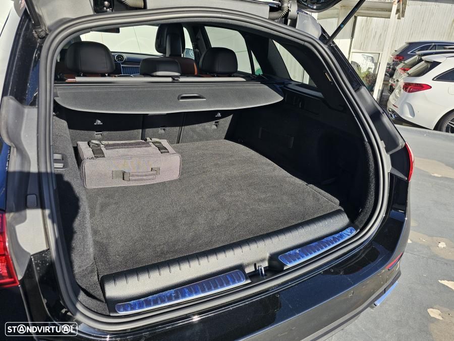 Mercedes-Benz C 300 e AMG Line - 18