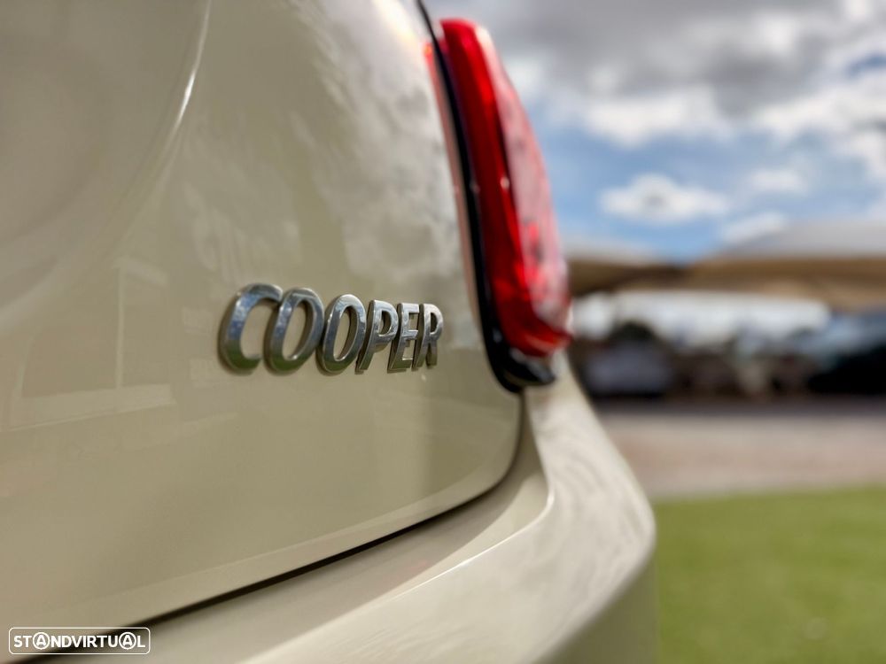 MINI 3 Portas Cooper Auto - 9