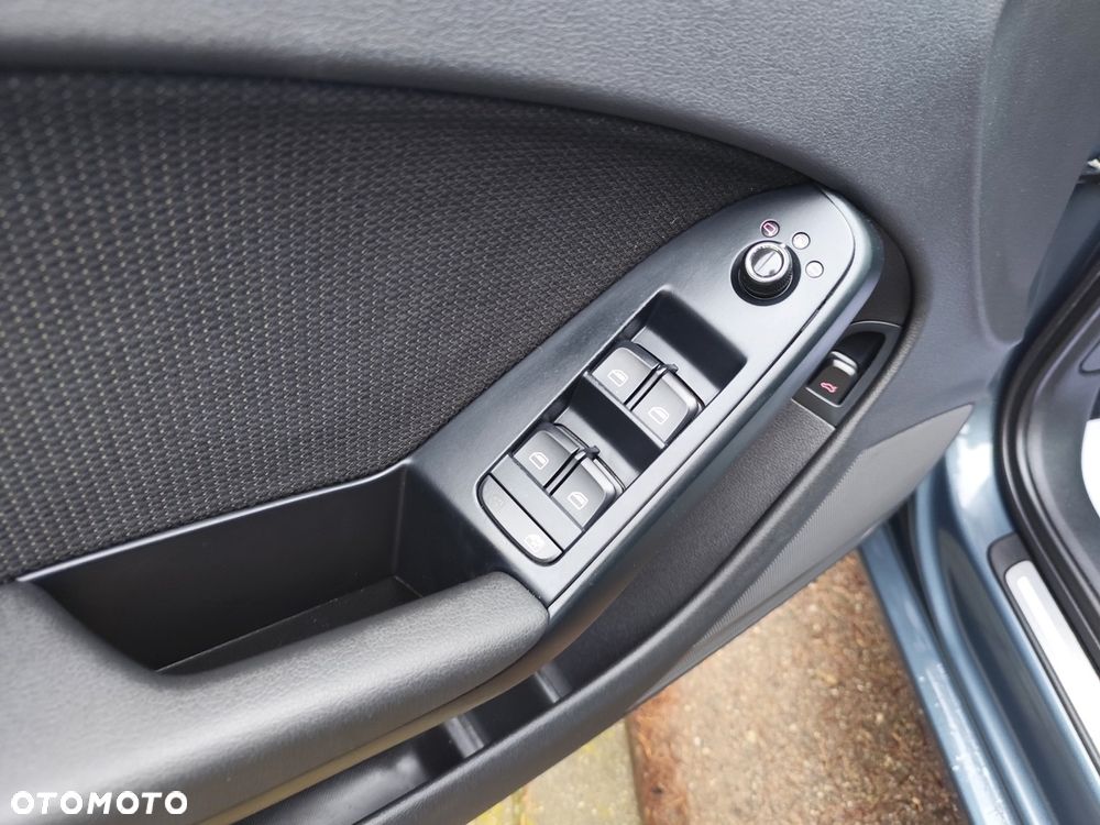 Audi A4 Limousine - 39