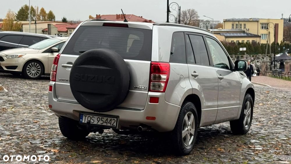 Suzuki Grand Vitara - 17