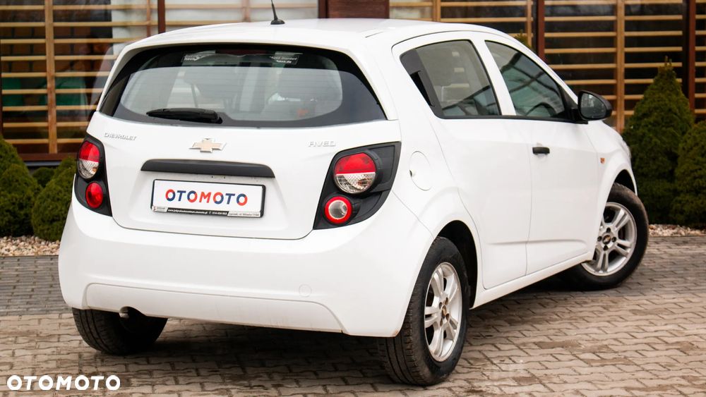Chevrolet Aveo 1.2 LS - 10