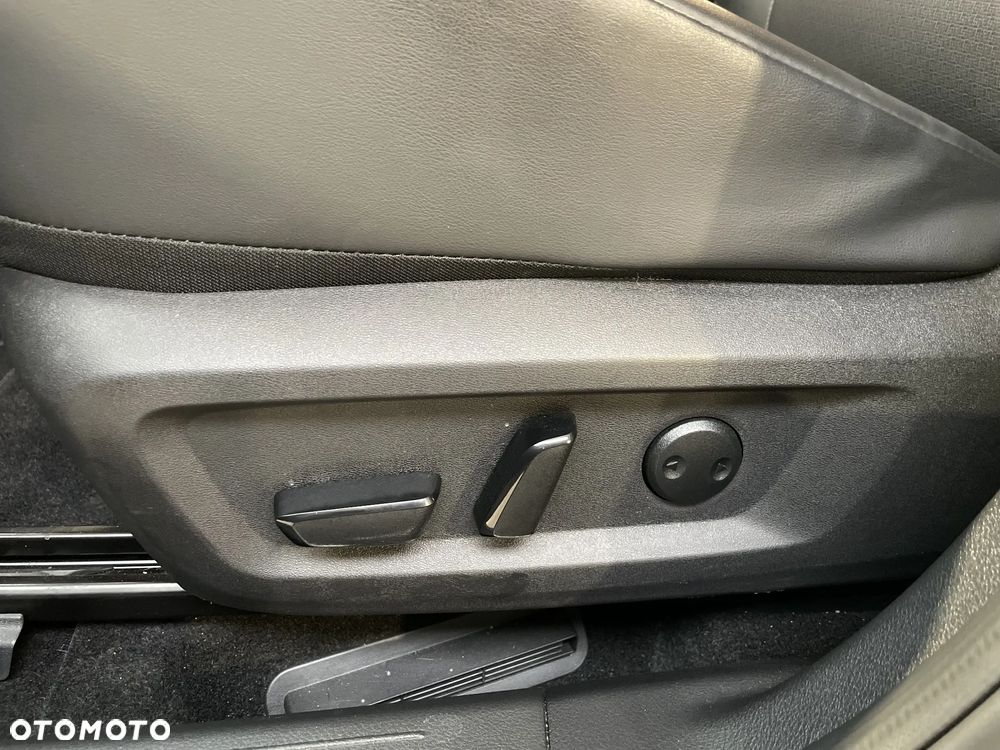 Nissan X-Trail 1.5 VC-T e-POWER N-Connecta e-4ORCE - 12