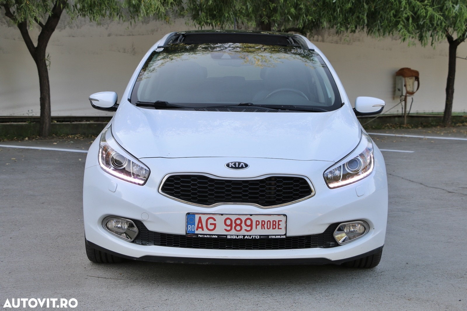 Kia Ceed 1.6 CRDi 128 Platinum Edition - 11