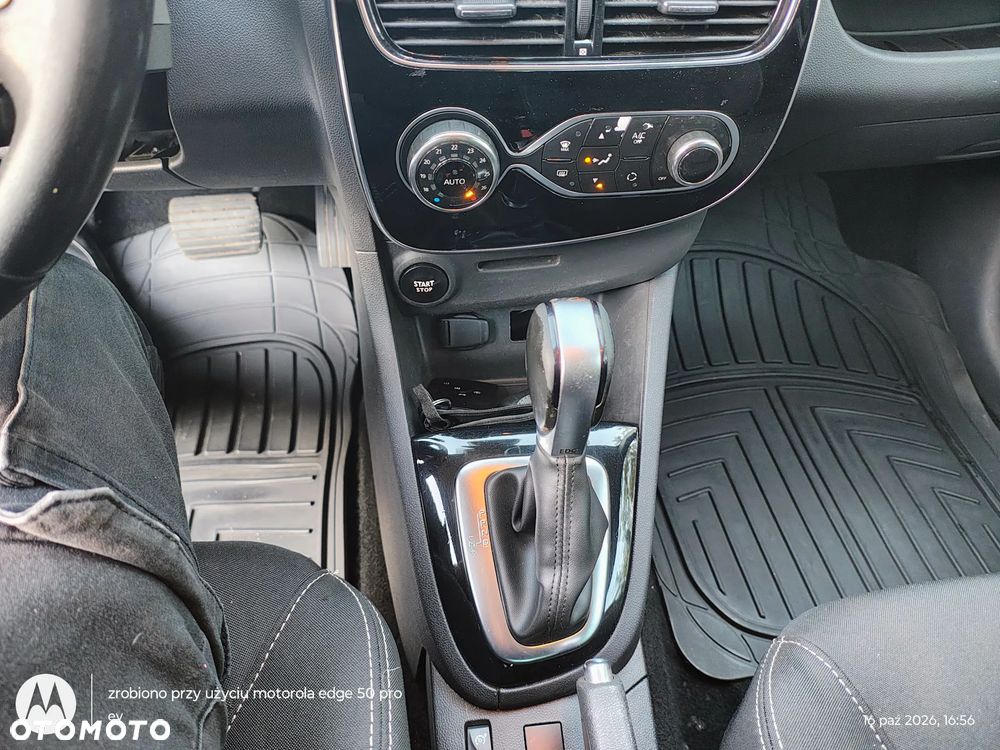 Renault Clio - 16