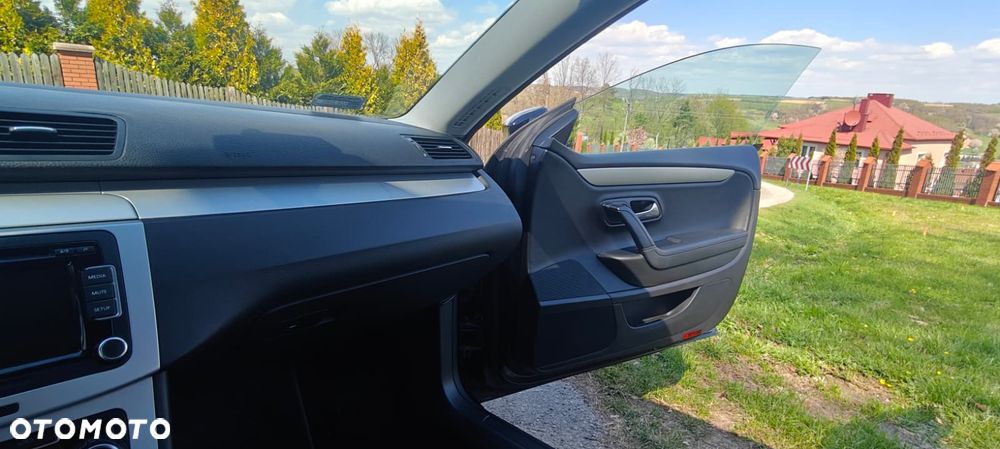 Volkswagen Passat 2.0 TSI DSG Highline - 17