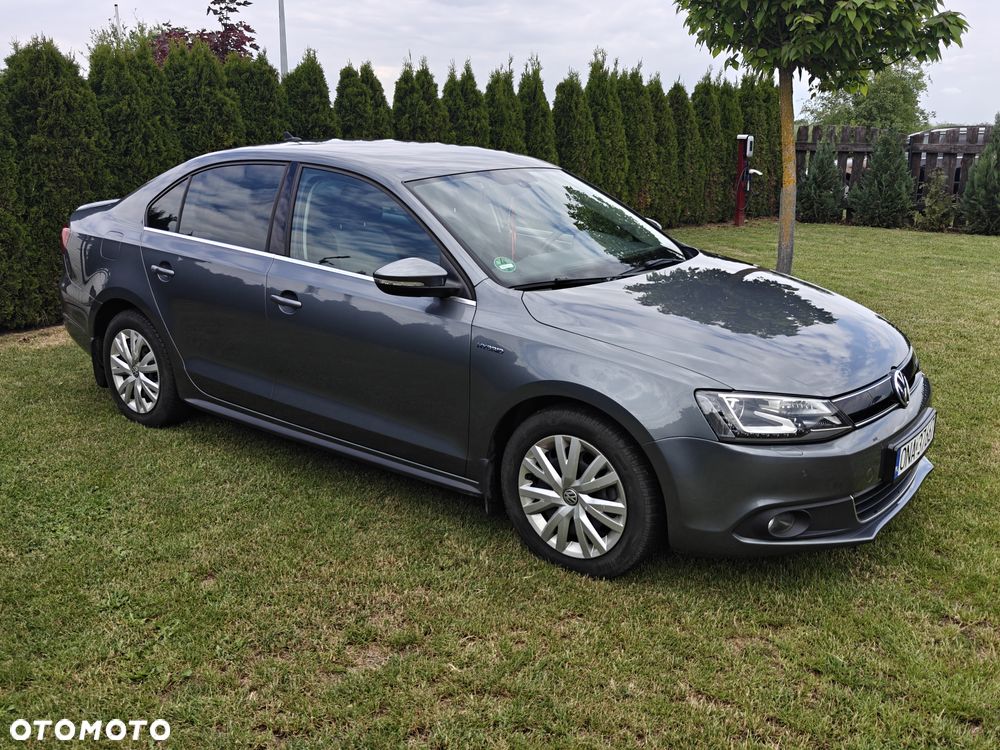 Volkswagen Jetta - 3