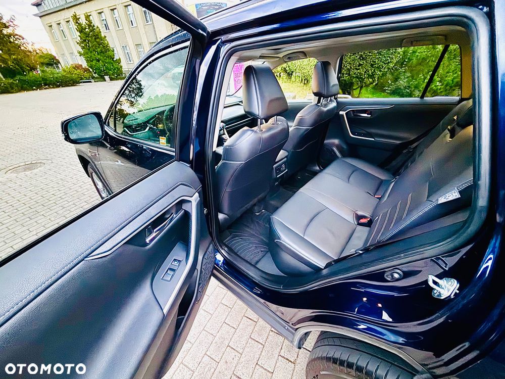 Toyota RAV4 - 22