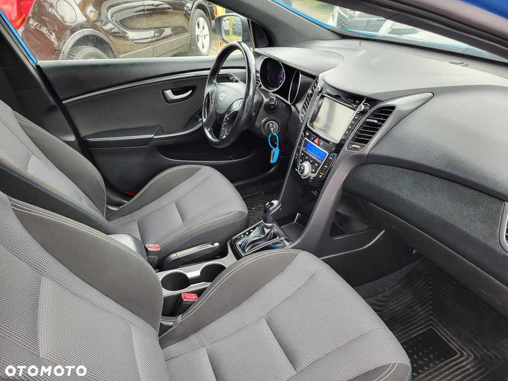 Hyundai i30 Kombi 1.6 GDi DCT Premium - 21