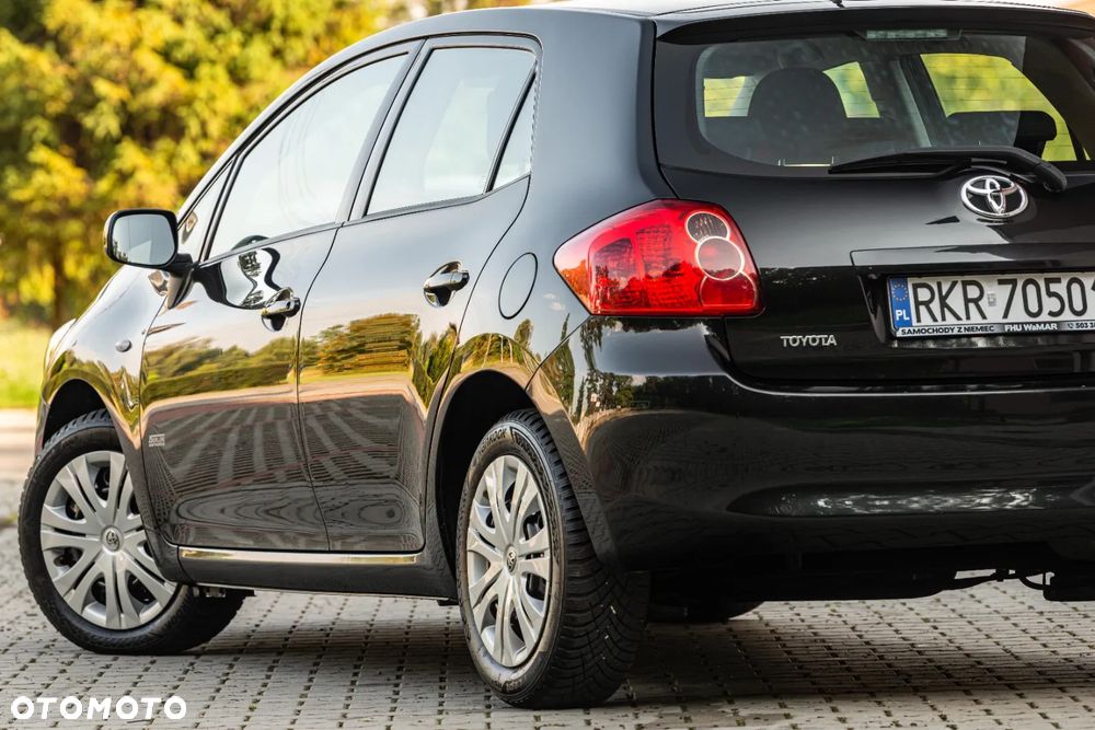 Toyota Auris 1.4 VVT-i - 13
