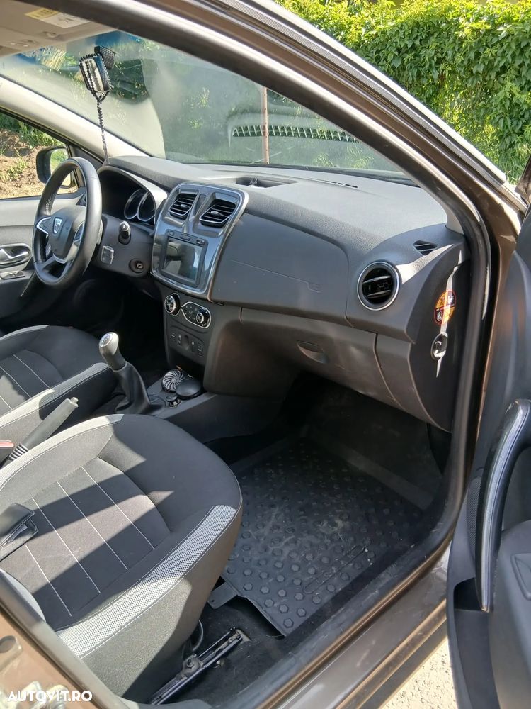 Dacia Logan 0.9 TCe Prestige - 12