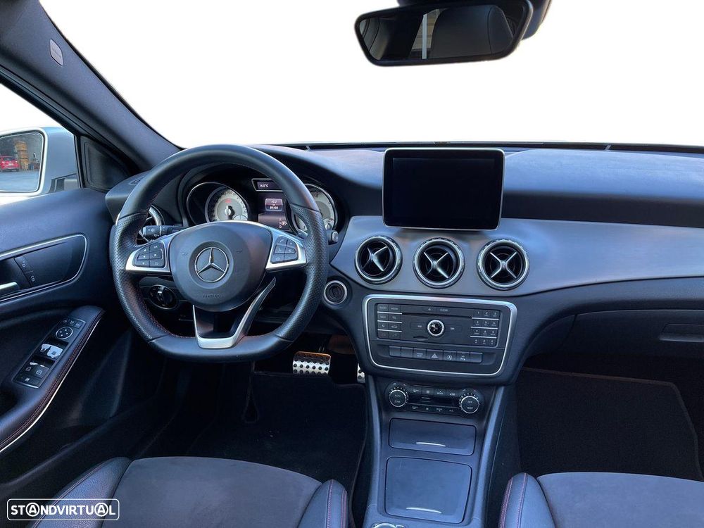 Mercedes-Benz GLA 220 CDI AMG Line - 12