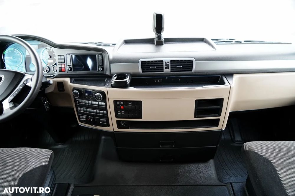 MAN TGX 18. 430 / XLX / HIDRAULICĂ / ADR COMPLET / RETARDER / AER CONDIȚIONAT PARCARE / NAVI - 30