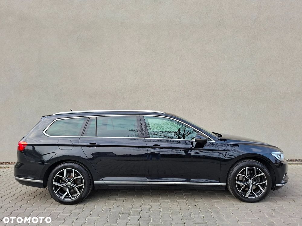 Volkswagen Passat 2.0 TDI (BlueMotion Technology) Highline - 9