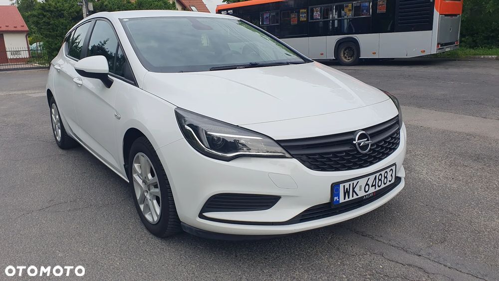 Opel Astra - 16
