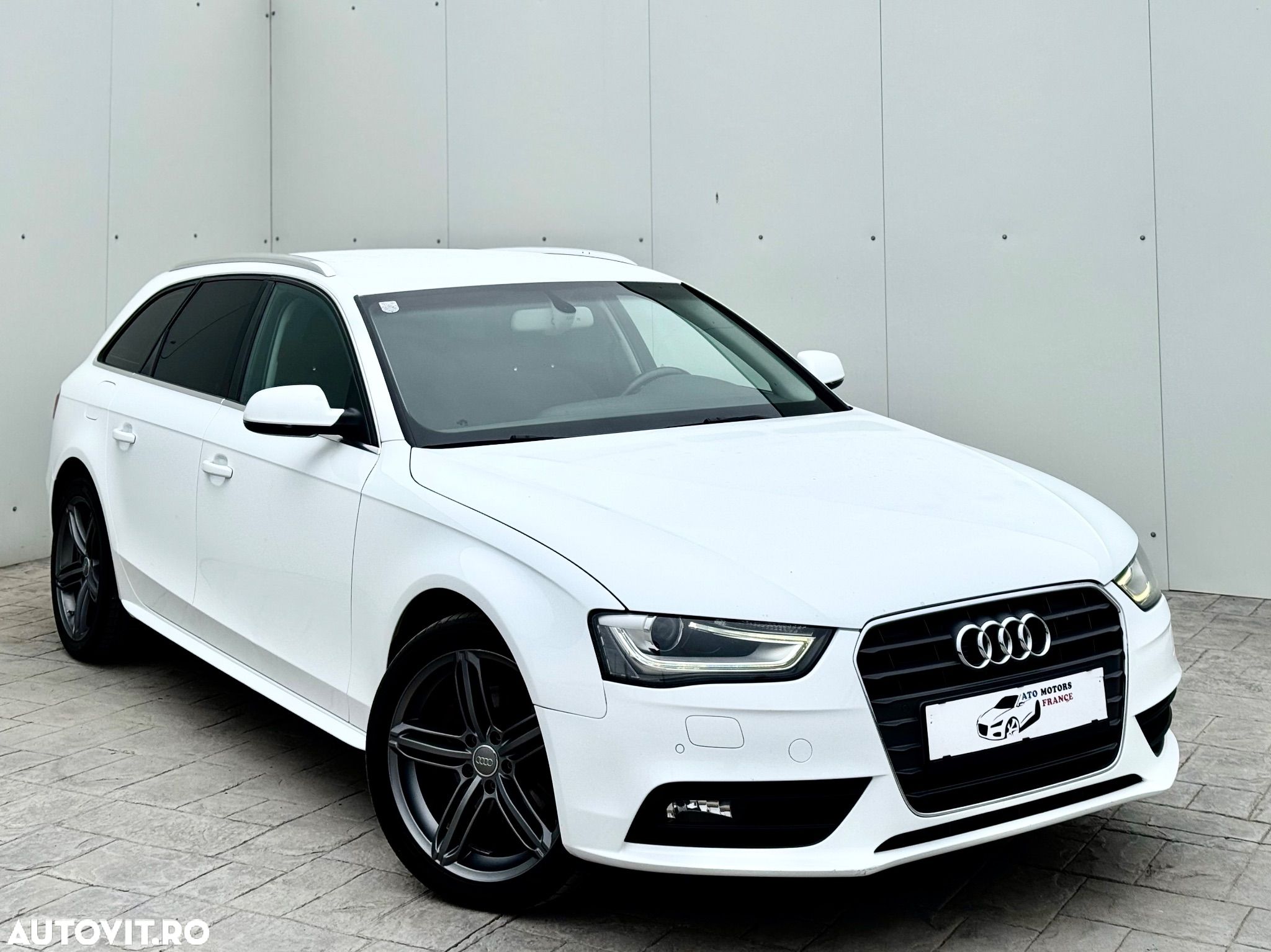 Audi A4 Avant 2.0 TDI DPF Ambition - 1