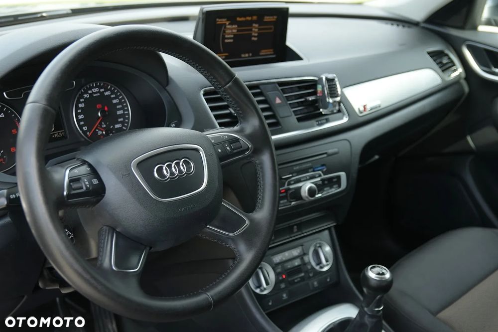 Audi Q3 - 22